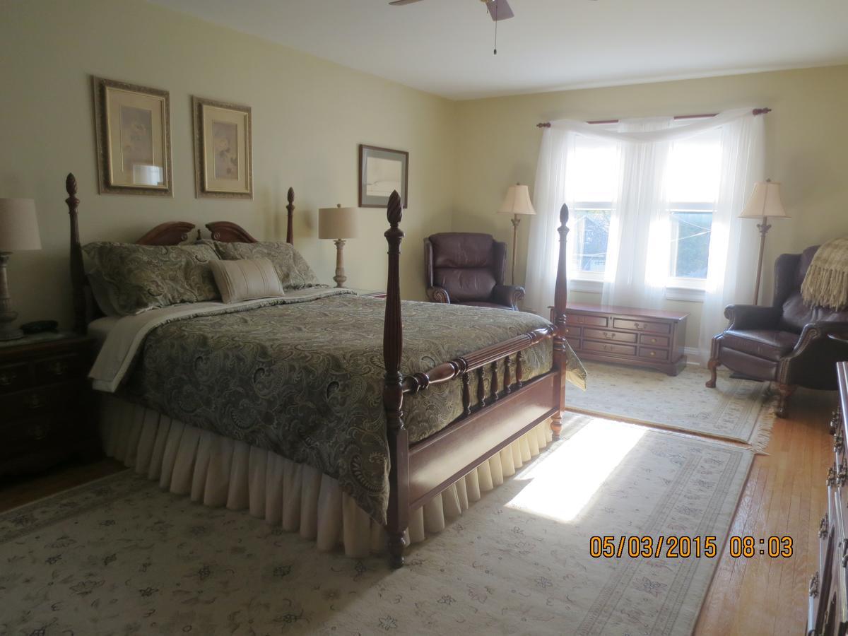Bed and Breakfast Robinsong à Thorold Chambre photo