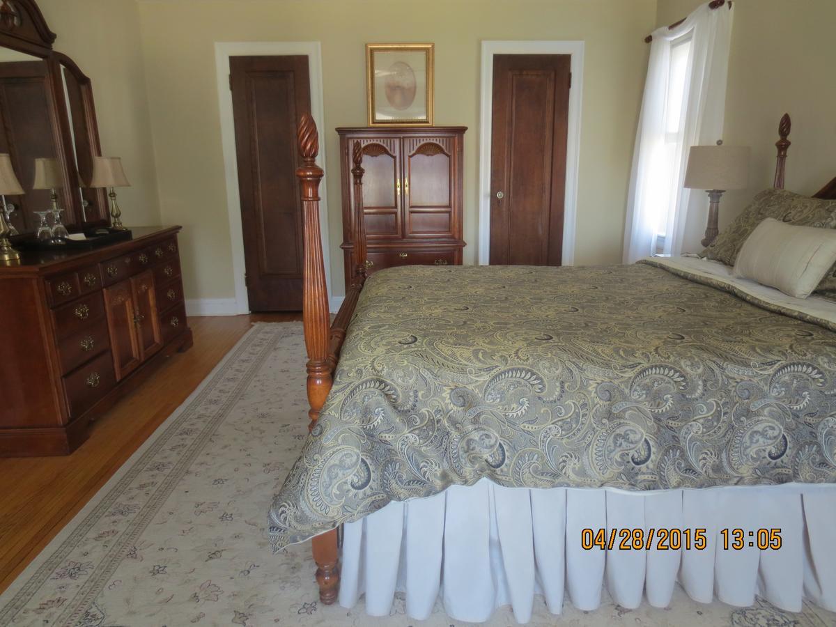 Bed and Breakfast Robinsong à Thorold Chambre photo